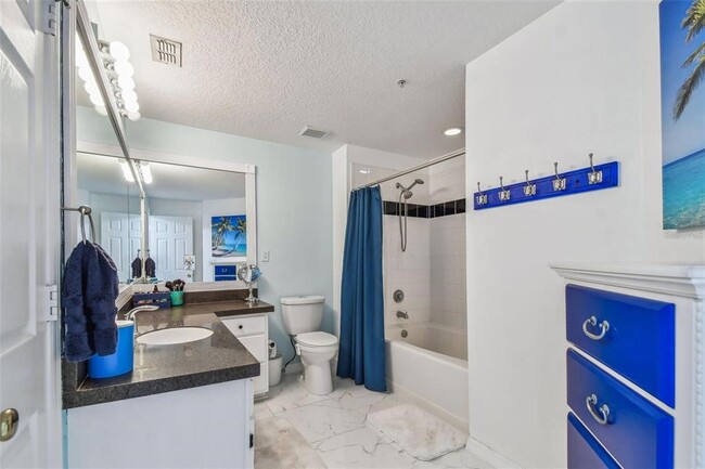 Building Photo - 4304 Bay Club Cir