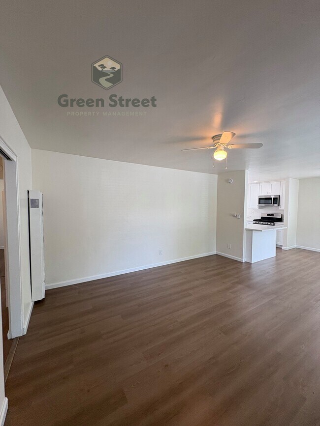 Building Photo - 1719 Oliver Ave