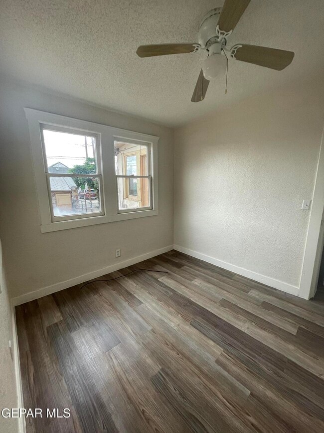 Building Photo - 1522 Yandell Dr
