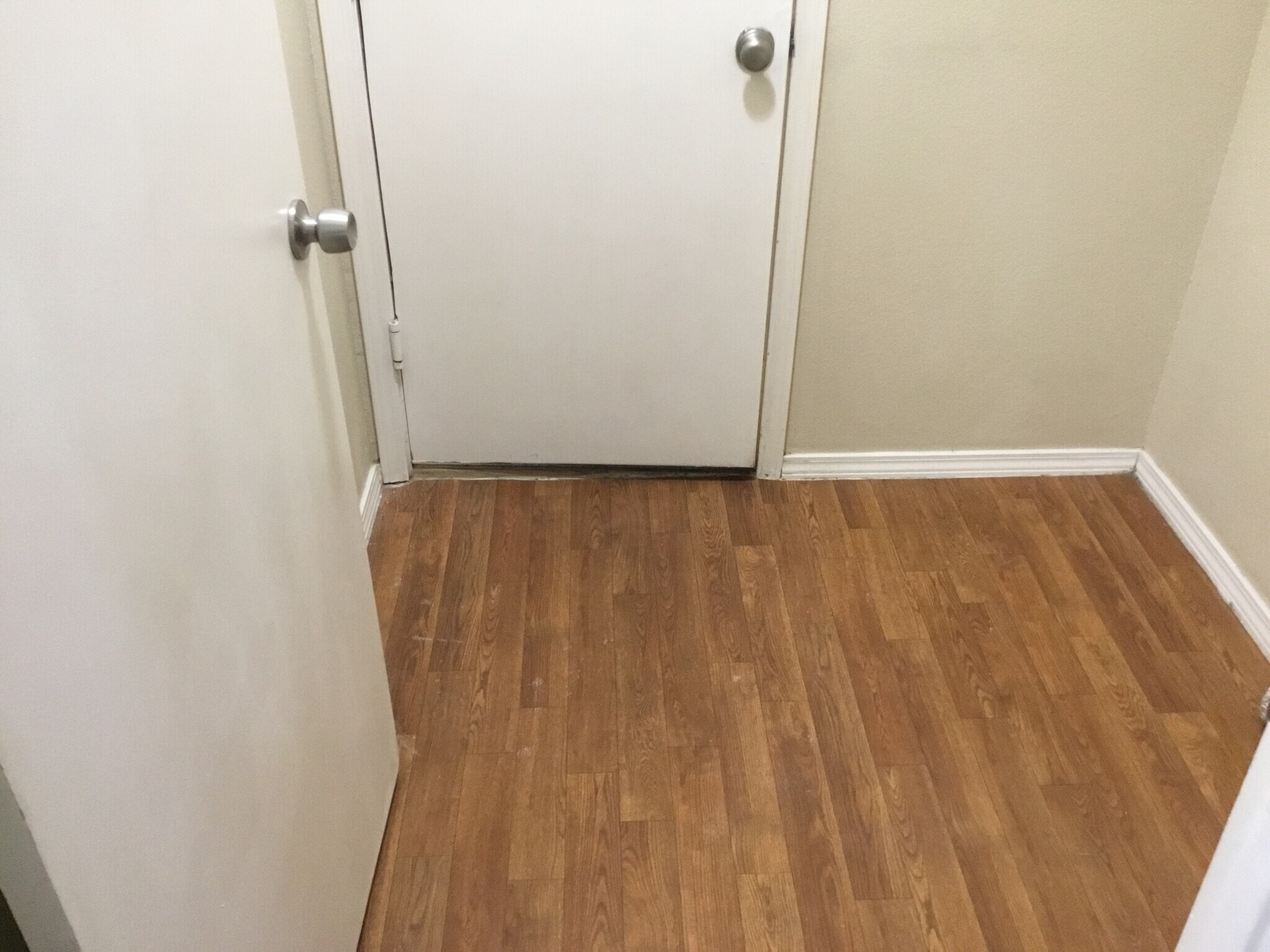 Building Photo - 5849 Sandoval Dr NE