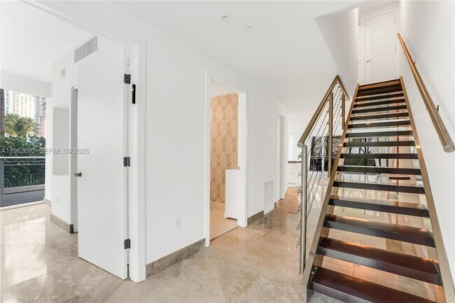 Building Photo - 2950 NE 188th St