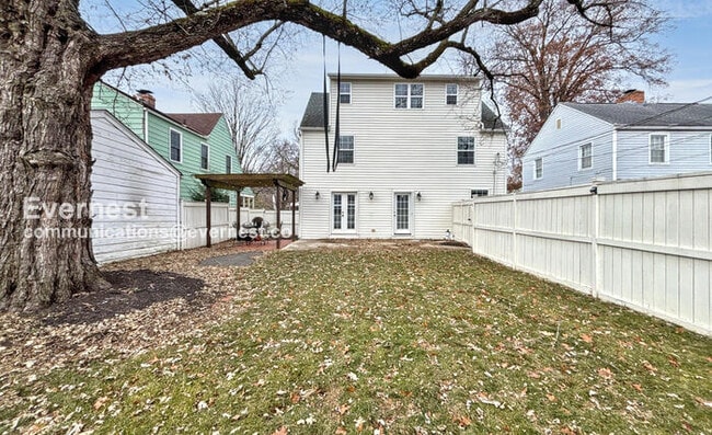 Building Photo - 616 Eastmoor Blvd