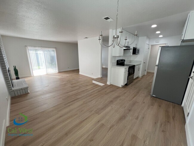 Building Photo - 3023 Plumstead Way
