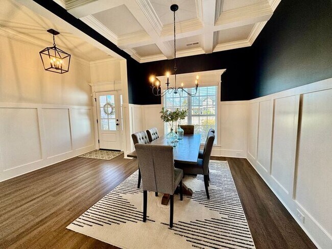 Building Photo - Pre-lease today for a late May move in