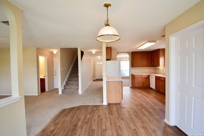 Building Photo - 10527 Cub Haven