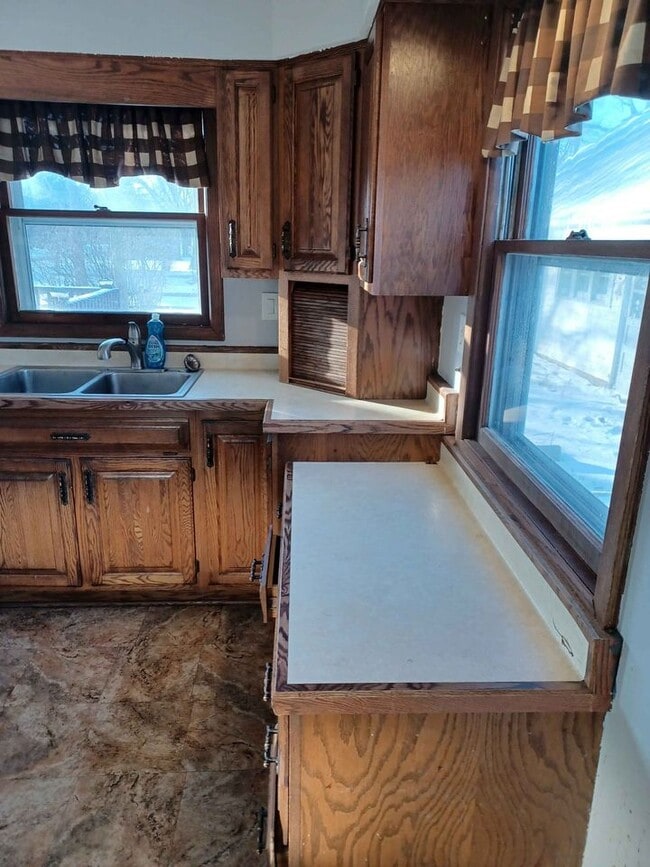 Building Photo - 20515 Chippendale Ave