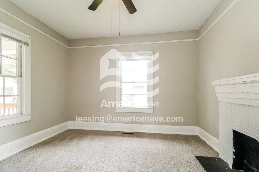 Building Photo - 806 Beech St