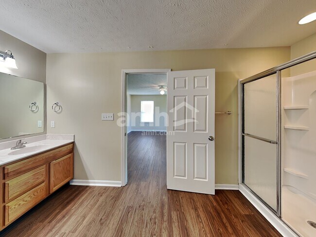 Building Photo - 12024 Seahawks Ln