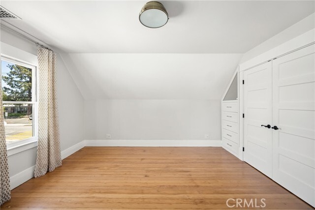 Building Photo - 390 N Cambridge St