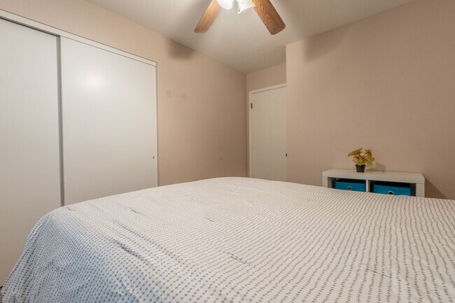 Building Photo - ?? 4 Bed / 2 Bath Mesa del Sol Home with Golf Course Views | Furnished or Unfurnished Option Avai...