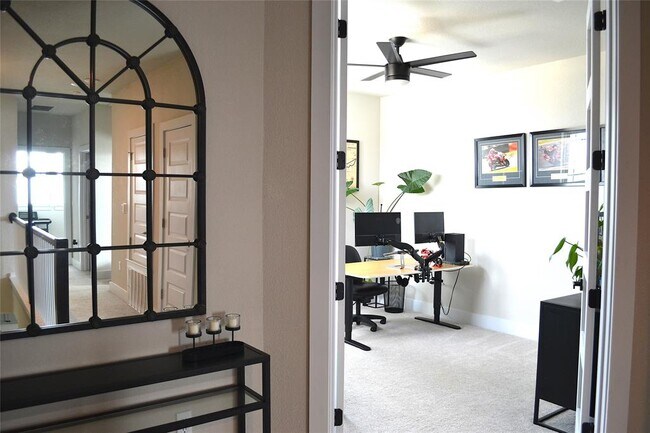 Building Photo - 8415 Laughlin Ln