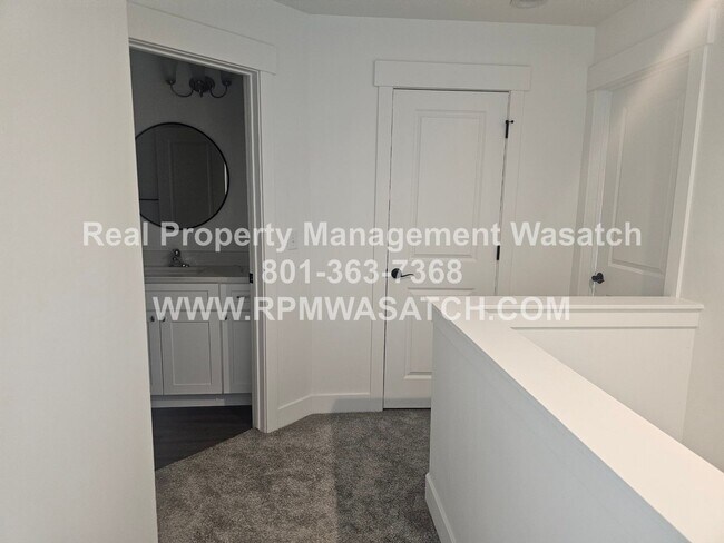 Building Photo - 738 N 160 E