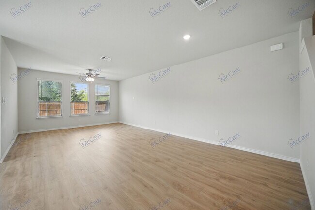 Building Photo - 502 Trailhead Ln