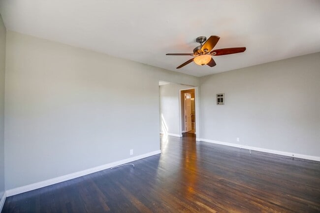 Interior Photo - 30th Street Cottages
