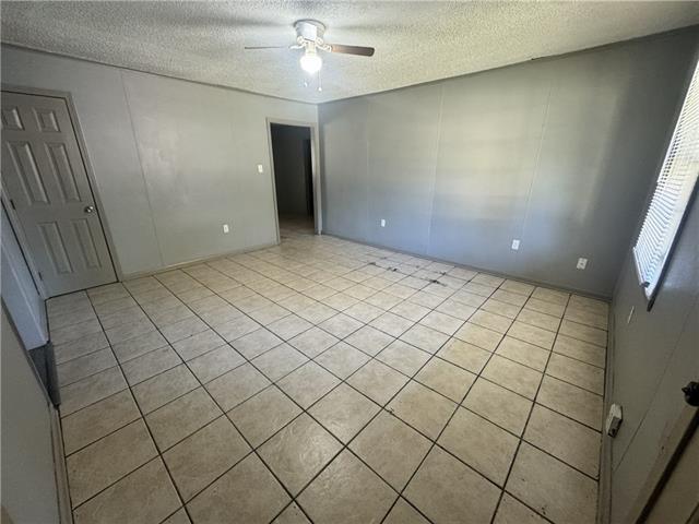 Building Photo - 105 Wells Dr