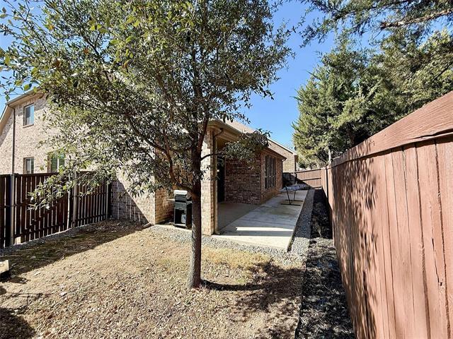 Building Photo - 1805 Ryedale Dr