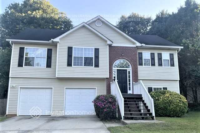 Building Photo - 10891 Knotty Pine Pl