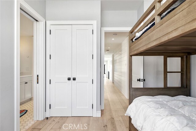 Building Photo - 2428 The Strand