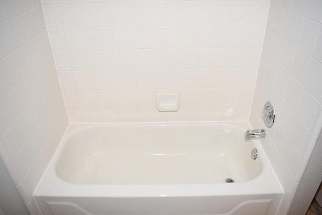 Building Photo - 2081 Brookgate Dr