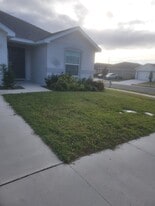 Building Photo - 2071 Dexter St