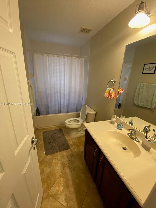 Building Photo - 22159 Majestic Woods Way