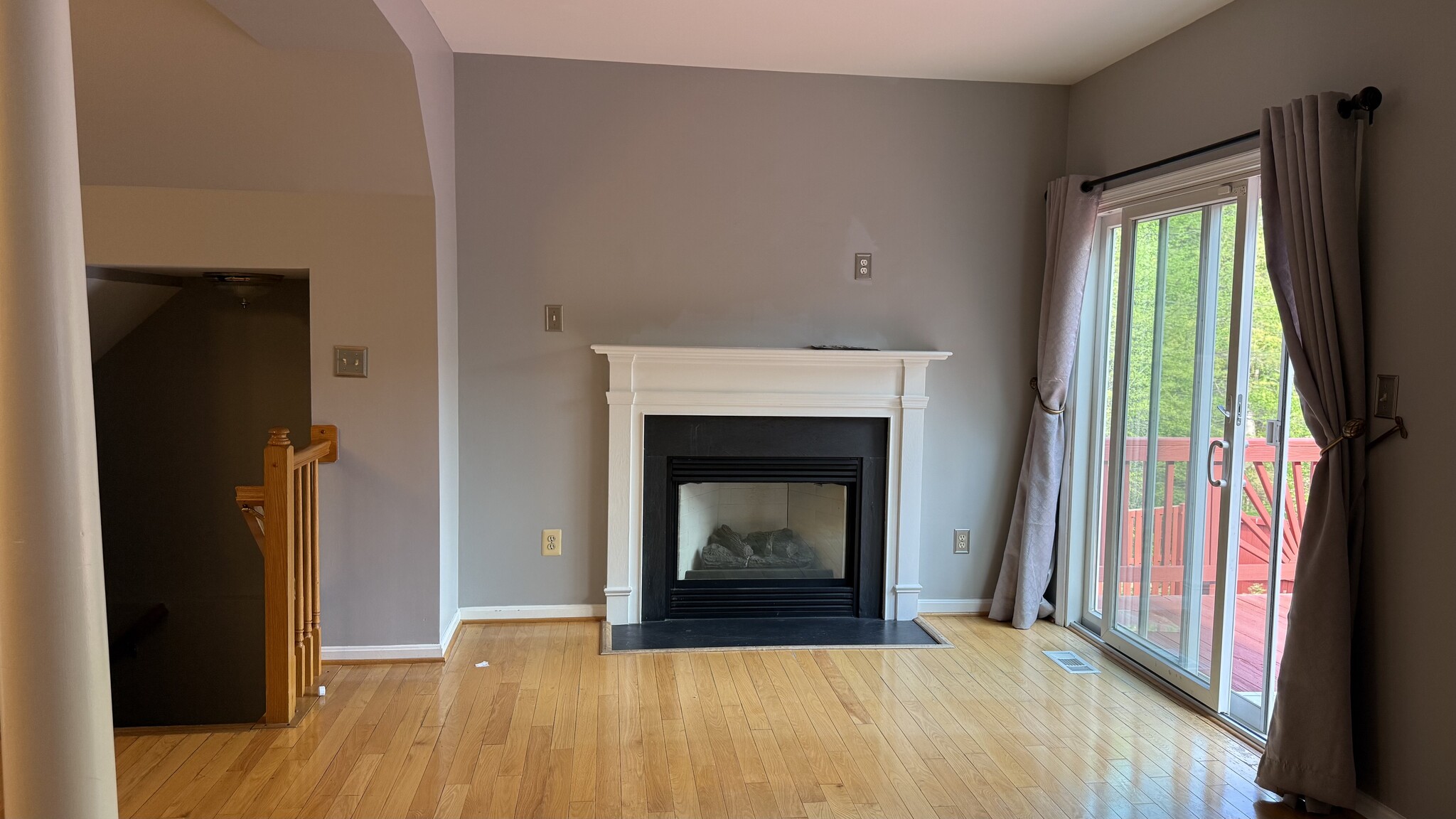 Building Photo - 4219 Star Cir