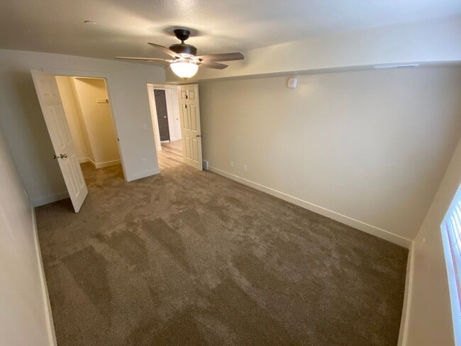 Building Photo - Completely Renovated Provo Condo Available...