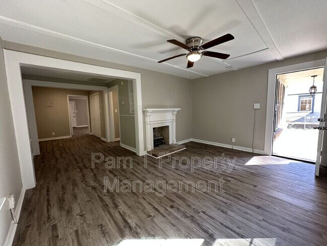 Building Photo - 1408 E 38th St