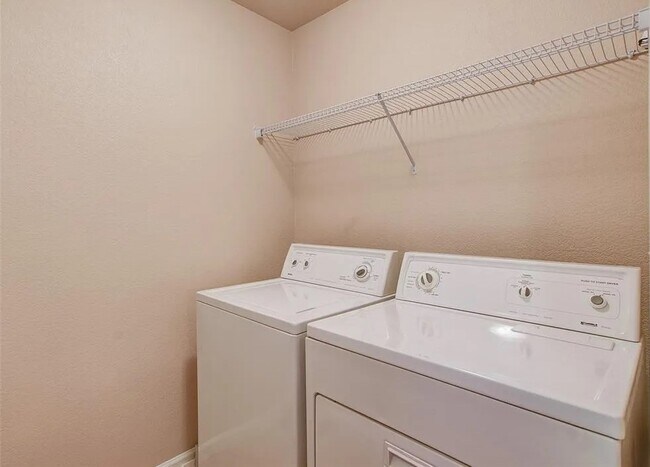 Upstairs Laundry room - 5644 Shamrock Hts