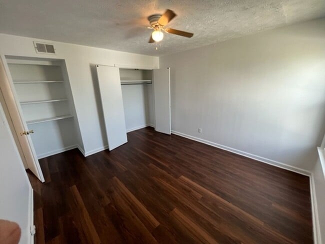 Building Photo - Quaint Sylvan Heights Duplex