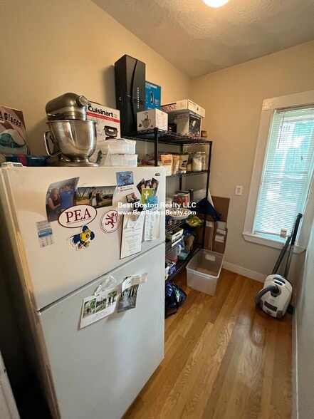 Building Photo - 24 Ellington Rd