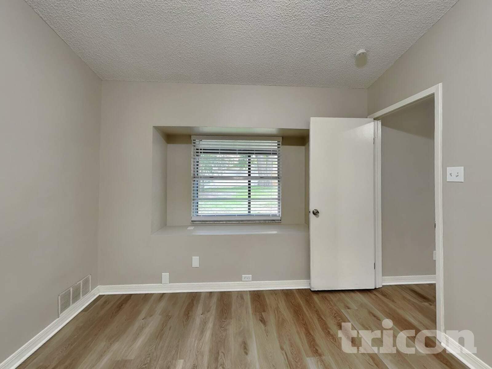 Building Photo - 1765 Tinsmith Cir