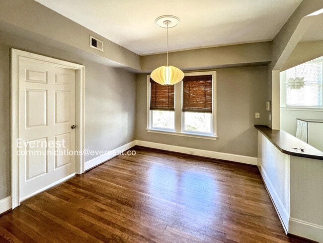 Building Photo - 2819 Highland Ave