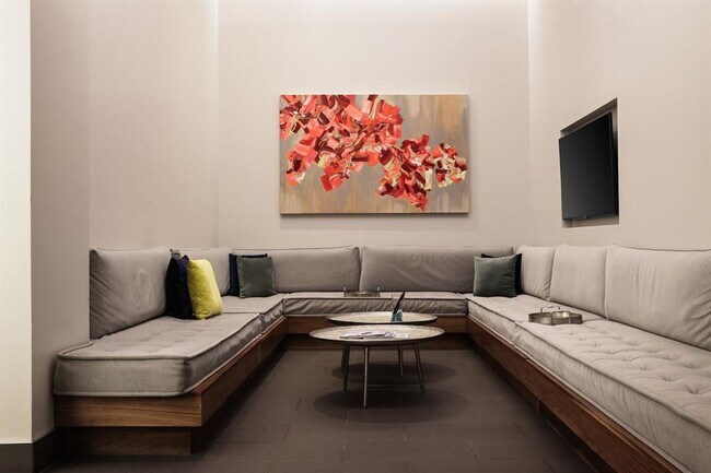 Building Photo - 210 Lavaca St