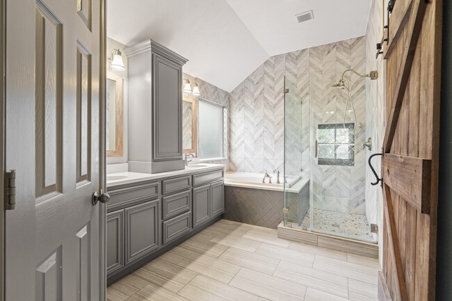 Building Photo - 18418 Kenmark Ln