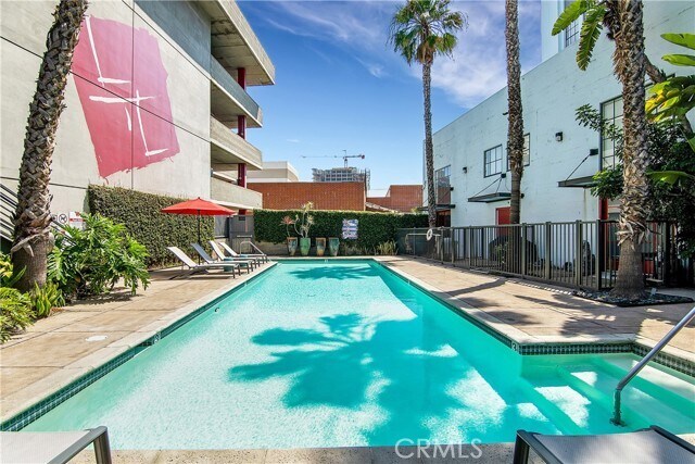 Building Photo - 420 San Pedro St