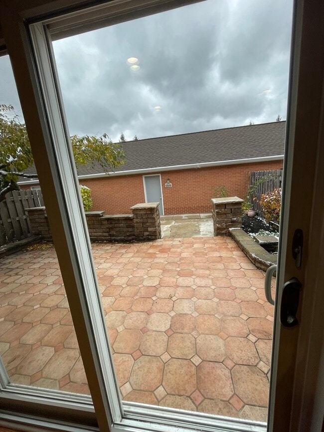 Building Photo - 4 N Tower Rd