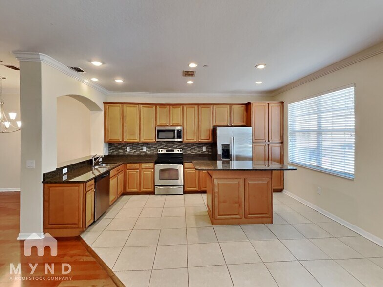 Building Photo - 10144 Arbor Run Dr