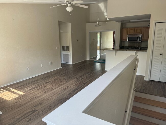 Building Photo - Nautilus Cove 2 Bedroom 2 Bath