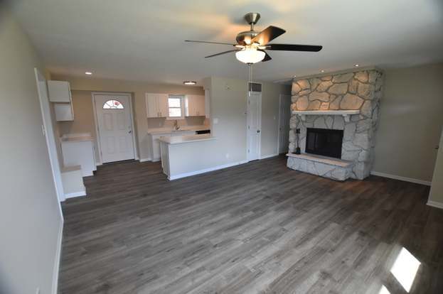 Building Photo - 1902 Burry Cir Dr