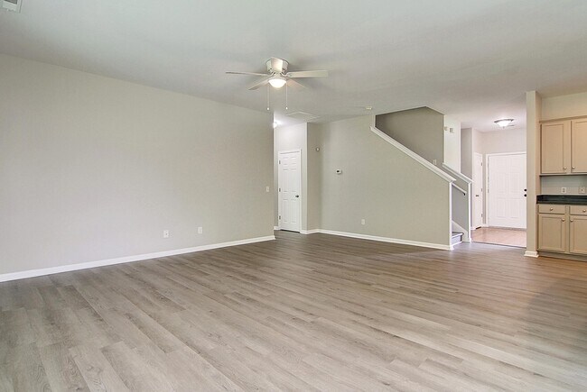 Building Photo - 1861 Cornsilk Dr