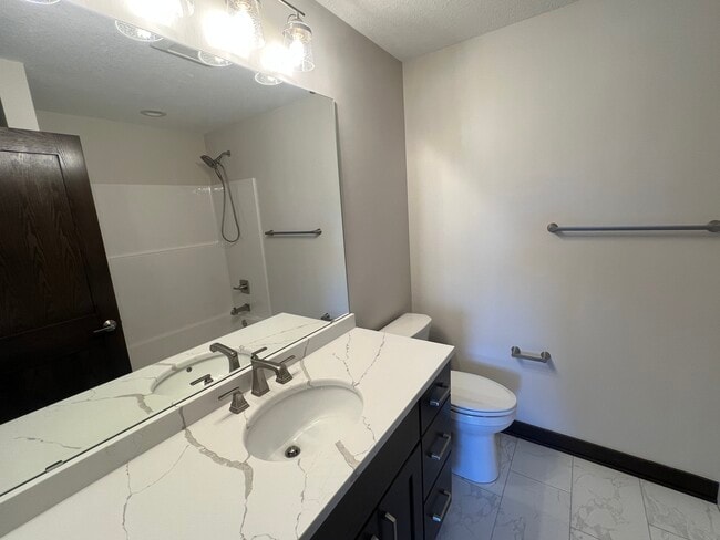 Building Photo - 2652 Century Pine Ln NE