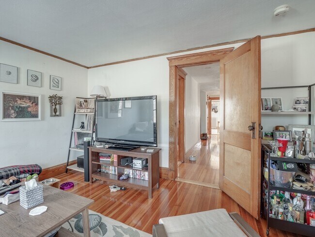 Building Photo - 60 Powder House Blvd