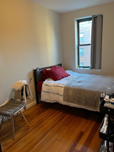 Building Photo - 214 Hanover St