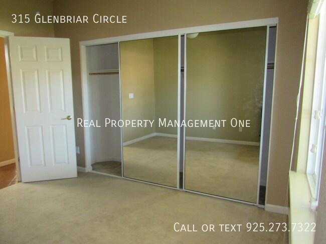 Building Photo - 315 Glenbriar Cir