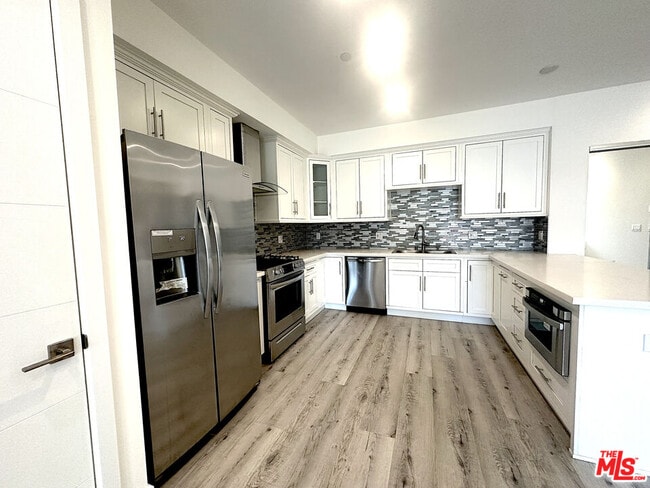 Building Photo - 1249 S Holt Ave