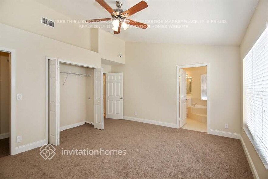 Building Photo - 12132 Quilting Ln