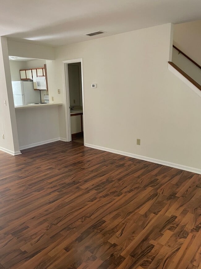 Building Photo - 6700 Bevington Ridge Rd