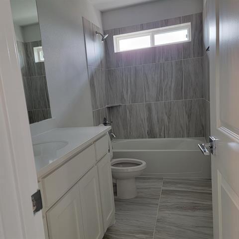 Building Photo - 4878 Limousine Ln