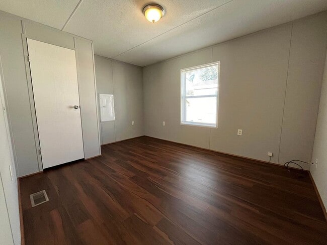 Building Photo - 3510 N 9th St